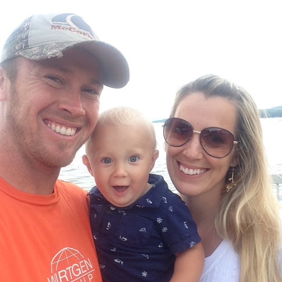 Meet your Posher, Joanna - Picture 1 of 1